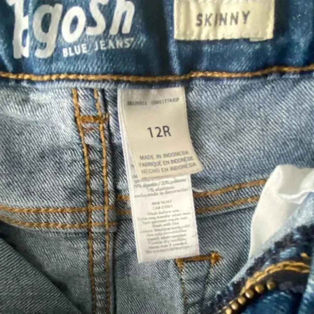 Oshkosh B’gosh size 12R skinny jeans with adjustable waist and snap closure EUC